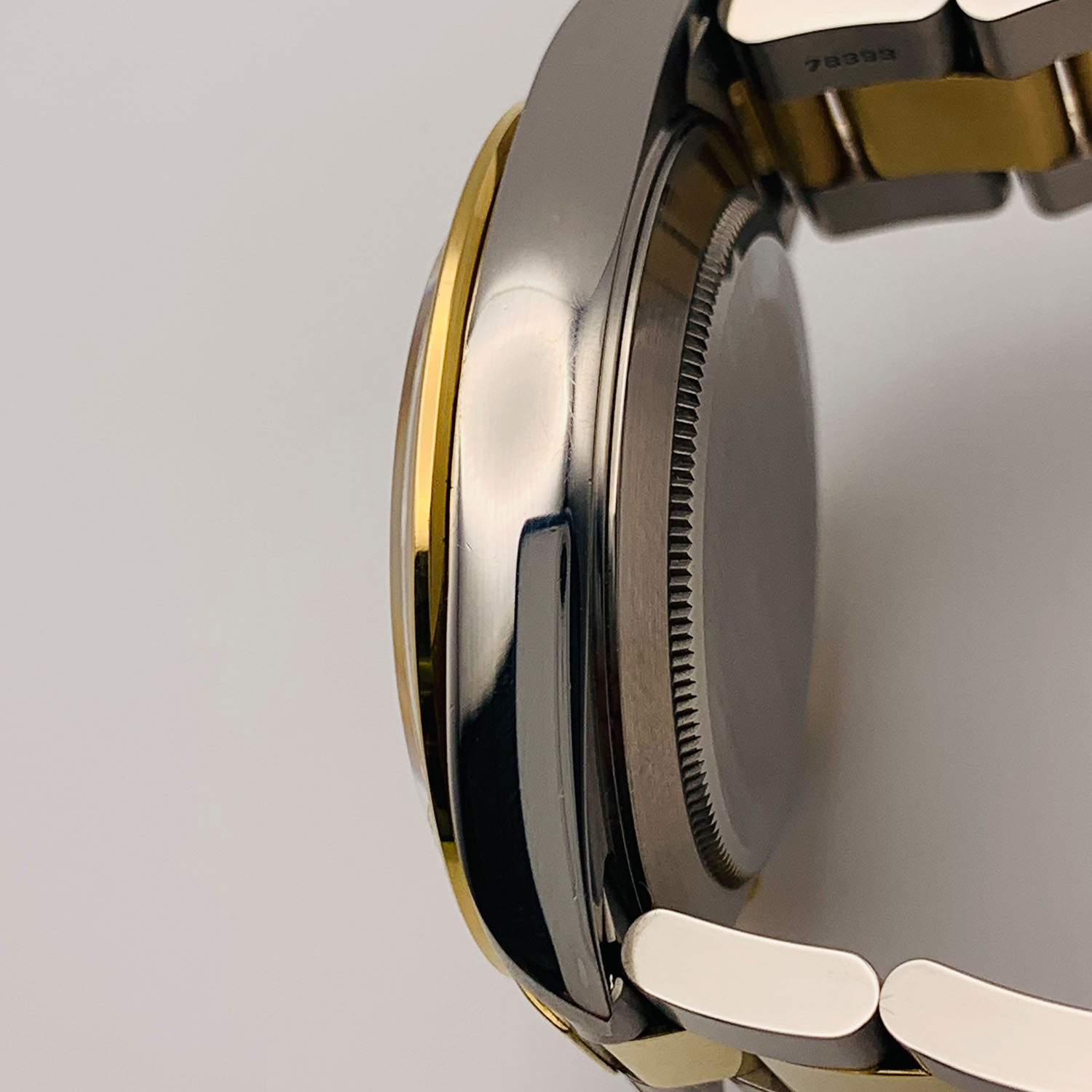 Rolex Cosmograph Daytona 40MM Champagne Dial Two-Tone Oyster Bracelet (16523)