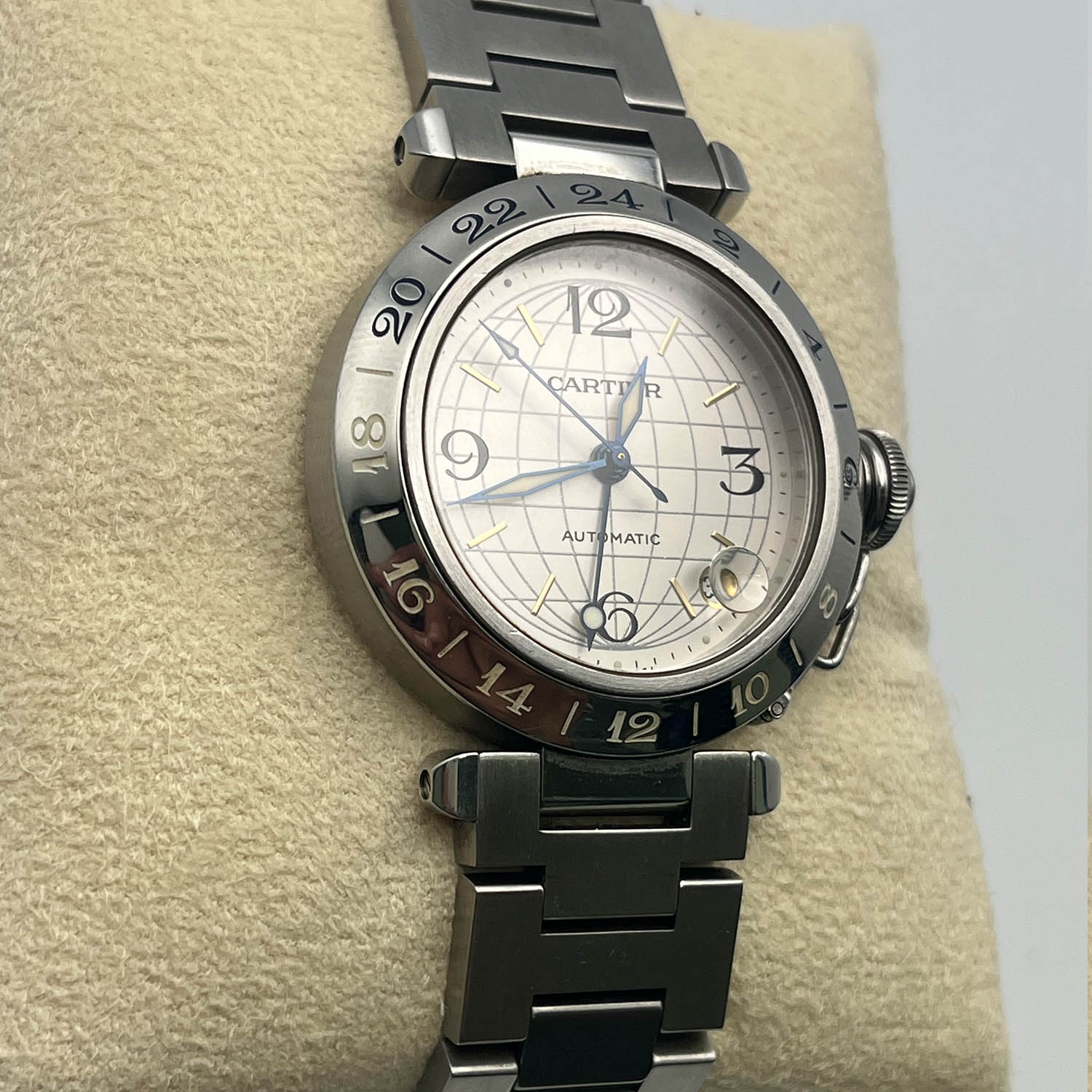 Cartier Pasha De Cartier C Meridian GMT 35MM Silver Dial Steel Bracelet (W31029M7)