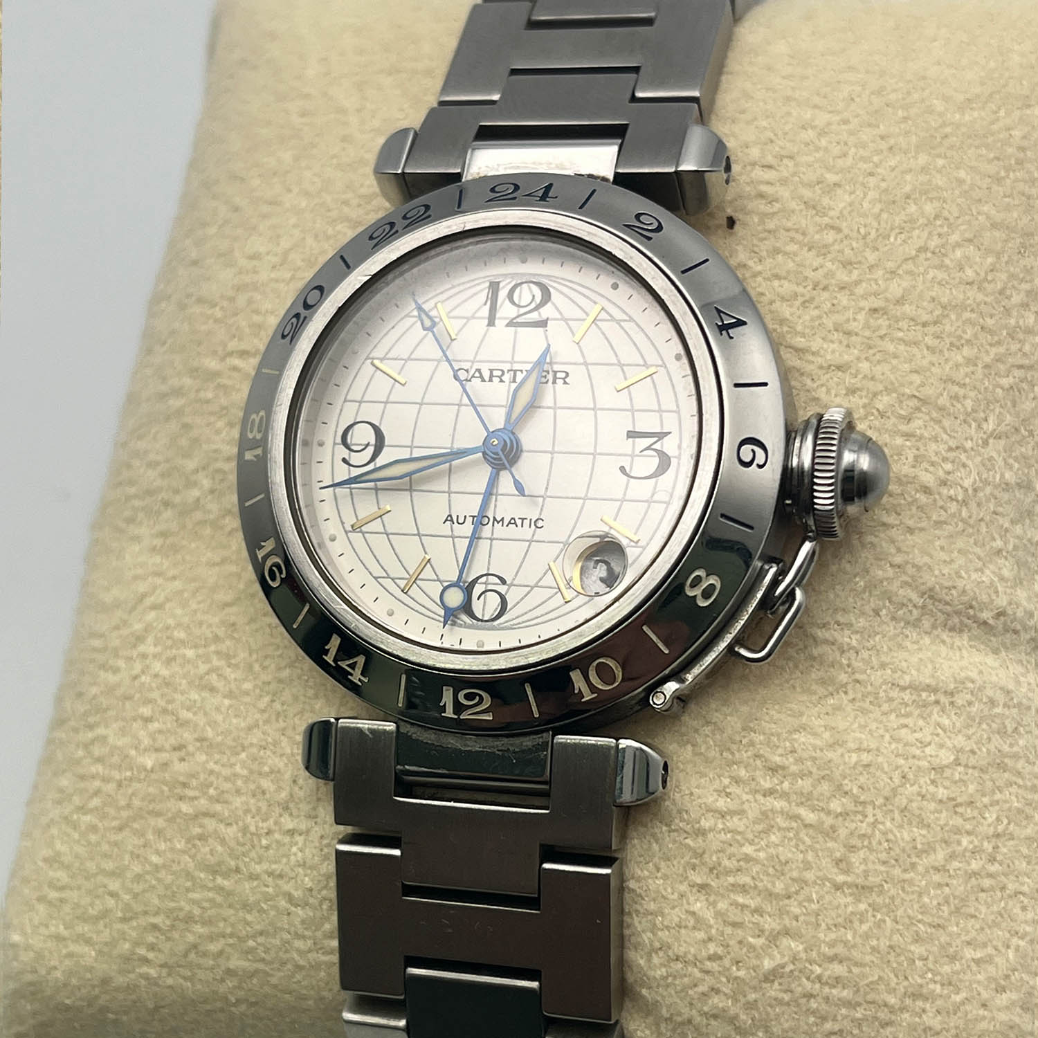 Cartier Pasha De Cartier C Meridian GMT 35MM Silver Dial Steel Bracelet (W31029M7)