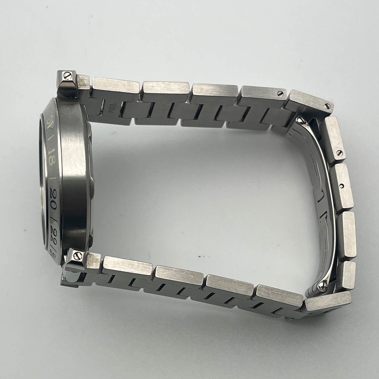 Cartier Pasha De Cartier C Meridian GMT 35MM Silver Dial Steel Bracelet (W31029M7)