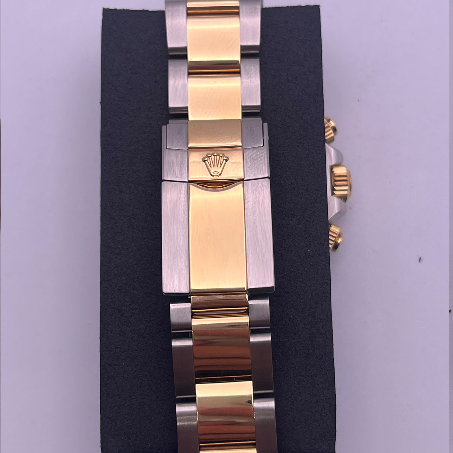 Rolex Cosmograph Daytona 40MM Black Dial Two-Tone Oyster Bracelet (116523)