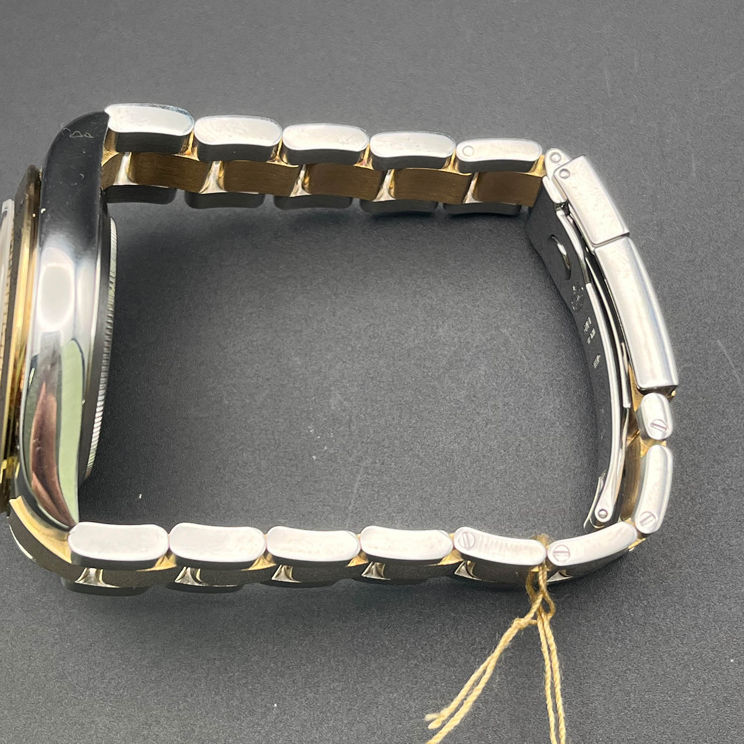 Rolex Cosmograph Daytona 40MM White Dial Two-Tone Oyster Bracelet (116523)