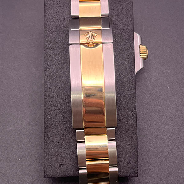 Rolex Submariner Date "Bluesy" 40MM Blue Dial Two-Tone Oyster Bracelet (116613)