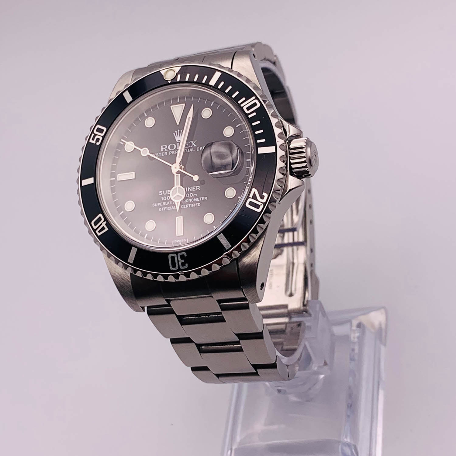 Rolex Submariner Date 40MM Black Dial Oyster Bracelet (16610)